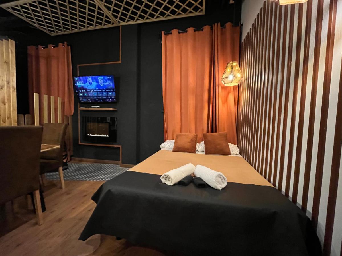 マドリードChic4 Luxury Gran Viaアパートメント エクステリア 写真